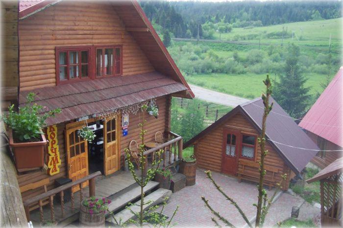 Boykivskiy Dvir Hotel Yasenitsa Zamkova Exterior foto